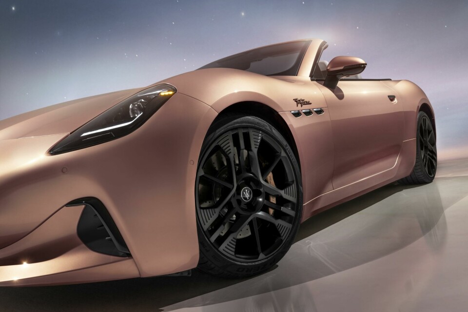 Maserati GranCabrio Folgore Medium-23883-MaseratiGranCabrioFolgore
