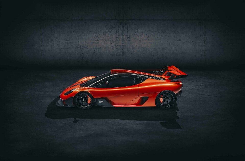 Gordon Murray Automotive unveils limited edition supercar T.50s - EMBARGOED to 22 Feb 2021 @ 1700 GMT - 10
