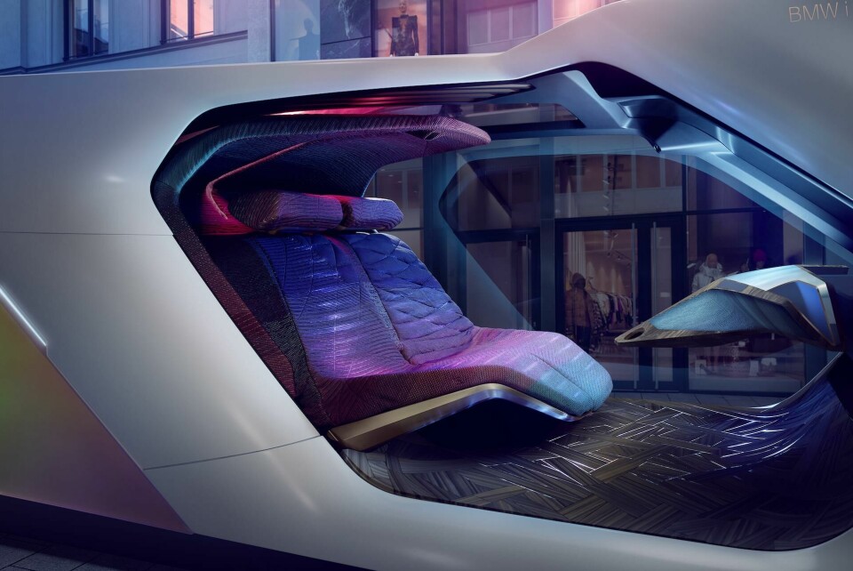 A closer view of the i Interaction Ease BMW i Interaction Ease