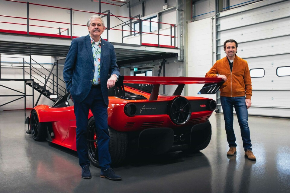 Gordon Murray and Dario Franchitti with the T.50 Niki Lauda Gordon Murray and Dario Franchitti
