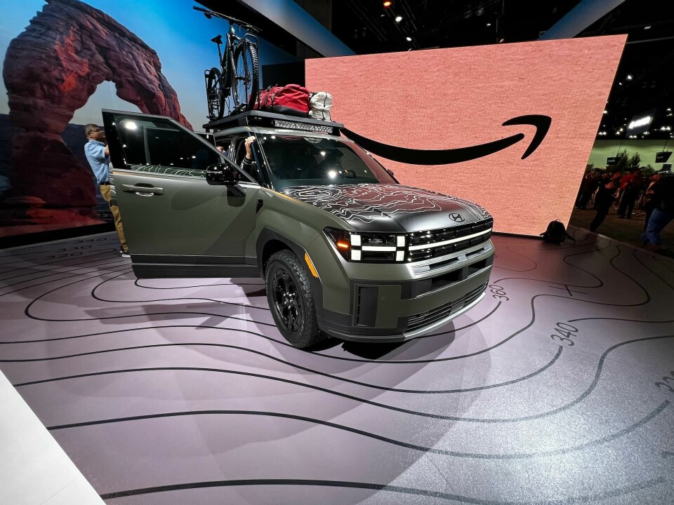 Report: 2023 Los Angeles auto show SantaFe08