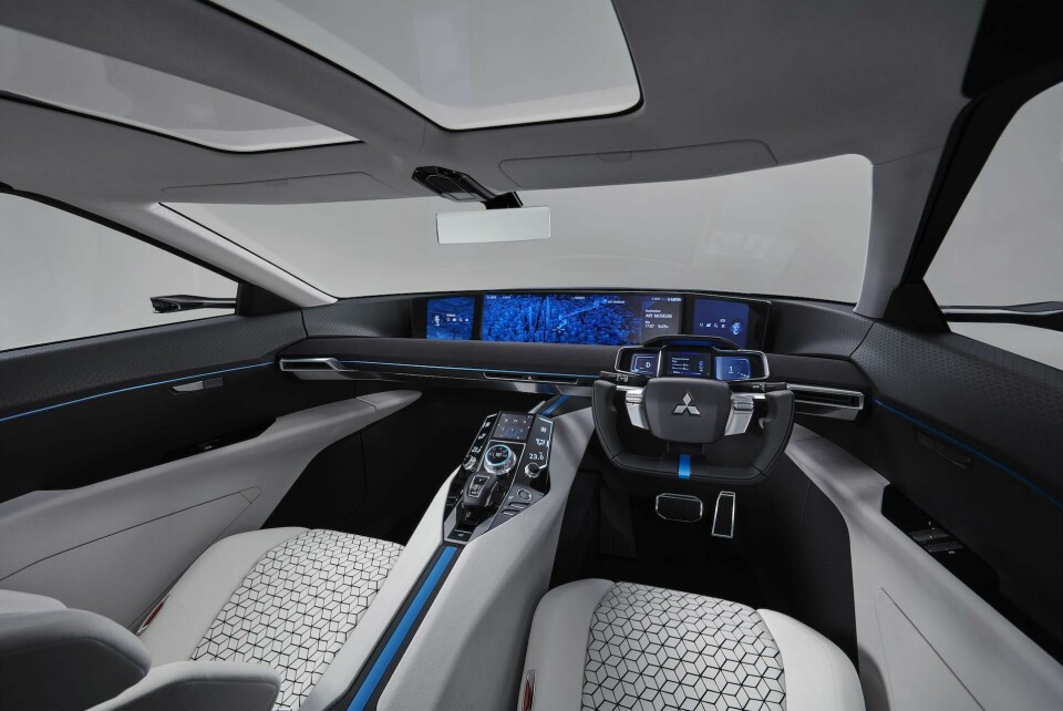 Design Interview: Tsunehiro Kunimoto, Mitsubishi CDN-CDR6-T-Kunimoto7