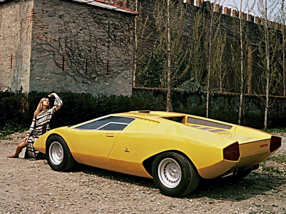 The heyday of supercars: Lamborghini Countach lamborghini-bertone-countach-07.jpg