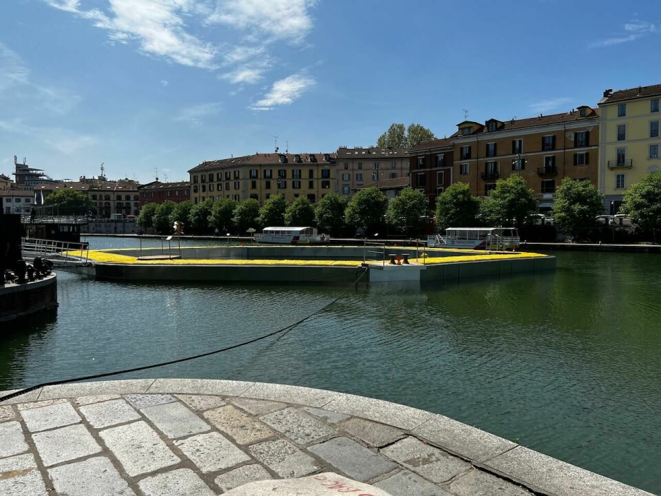 Floating installation by Azimut Yachts recalls Milan’s ancient (and future?) transport system Azimut01Milan Karl Smith