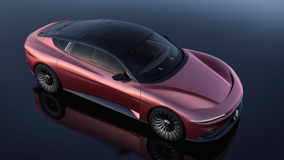 The greenhouse - or capsule - is a dominant feature of the overall design DeLorean 2022 concept side profile