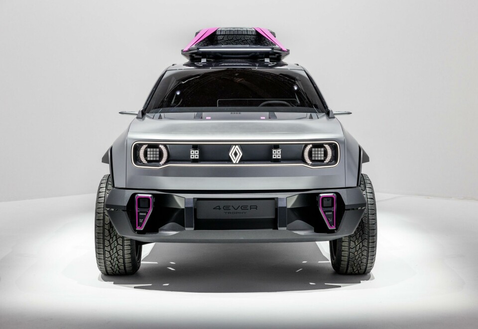 The Renault 4EVER Trophy concept was revealed at the 2022 Paris motor show 86-Renault4EVERTrophy