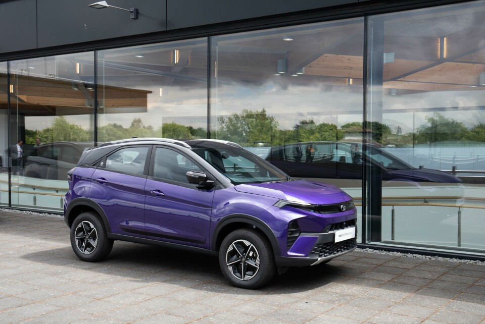 Tata Nexon exterior DPS 2 Tata Nexon - ext F3Q (purple) -1203