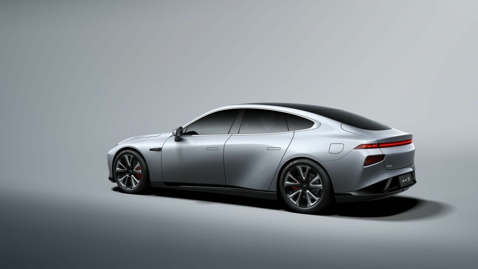 Soft, dynamic surfacing and sports car profile highlight the P7’s styling P7-01.jpg
