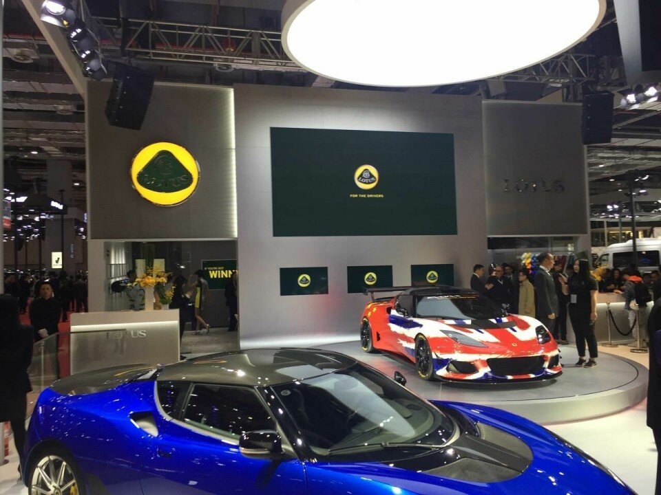 The unveiled GT4 car, plus a regular Evora, in Shanghai CDN_Lotus Shanghai stand 19