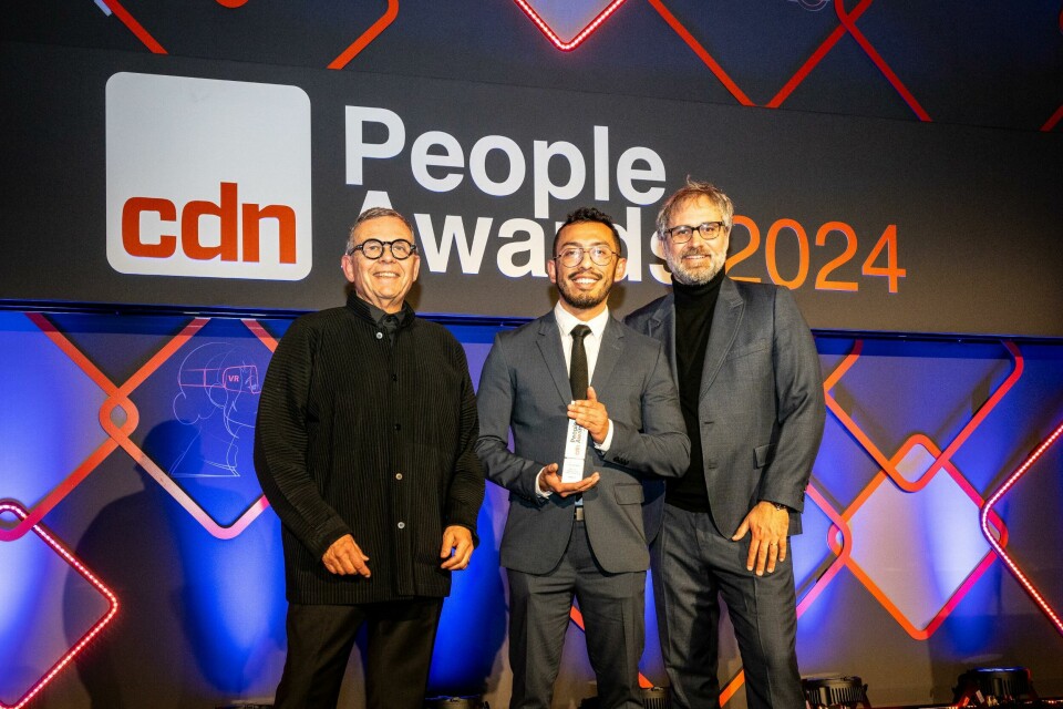 Sebastián Jiménez from CCS with Peter Schreyer 20241205_CDN_PeopleAwardPresentations-1