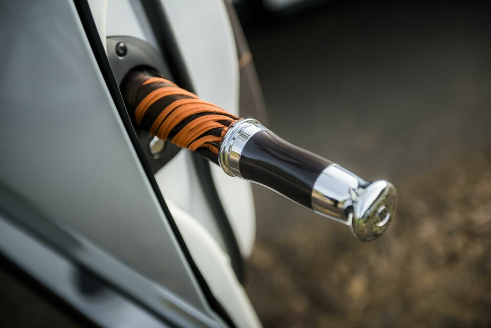 A number of different Rolls-Royce models have umbrellas inside the doors P90348895_highRes_rolls-royce-cullinan