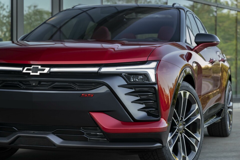 The 2024 Blazer EV uses lighting to create a familiar face 2024-chevrolet-blazer-ev-030
