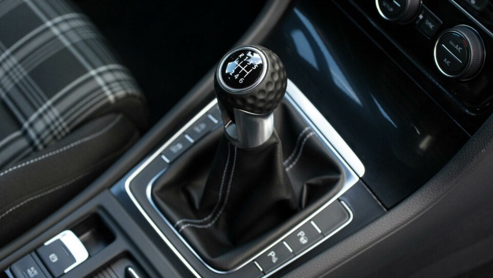 The golfball gear knob in the Volkswagen Golf Golf gear knob