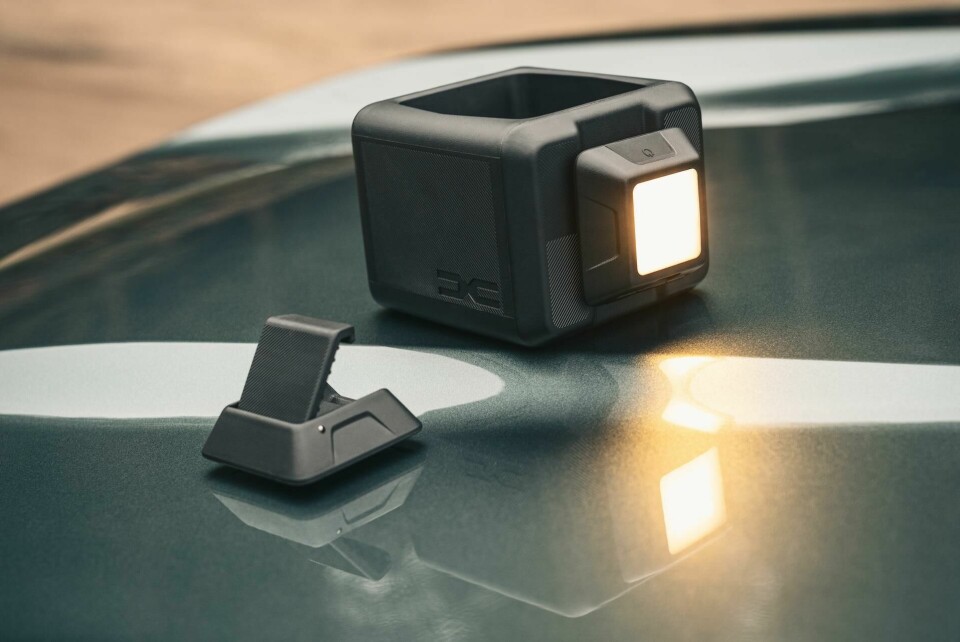 Dacia teams up with design students for UX and YouClip project Accessories - Dacia Duster - Luc Lacey Shoot (73)