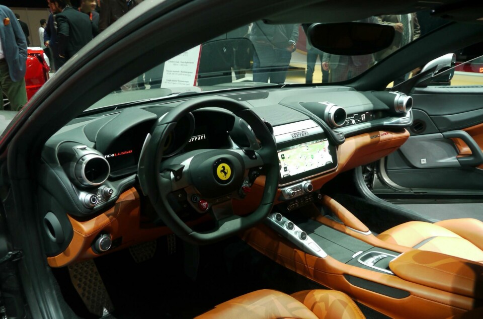 Geneva 2016: Ferrari GTC4 Lusso’s dual cockpit allows passengers to join in the fun ferrari-gtc4lusso-1-1