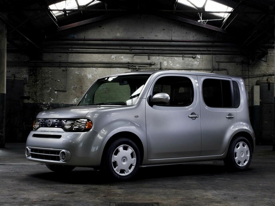 Uniquely Japanese: Nissan Cube Nissan Cube