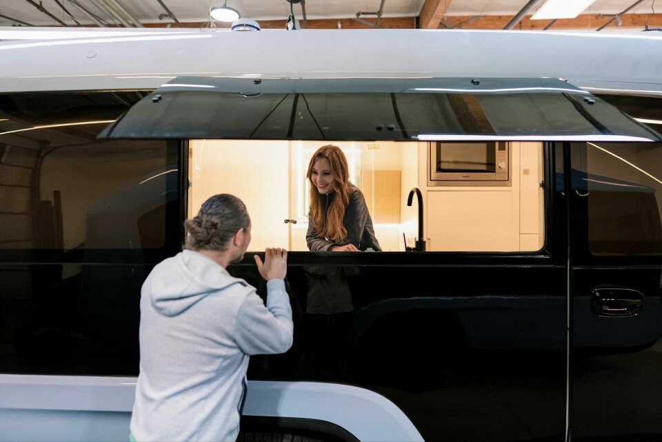 Pebble Flow electric RV features sleek design, simplified interface Pebble Mobility RV Laura and Page 2