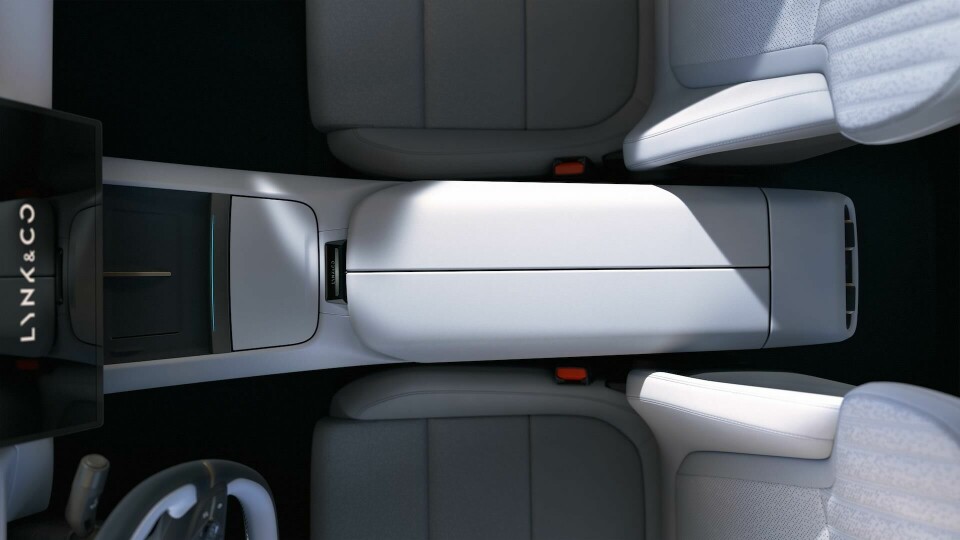 Bold, clean and spacey: Lynk & Co interior team on the Z10 Lynk & Co Z10 centre console aerial