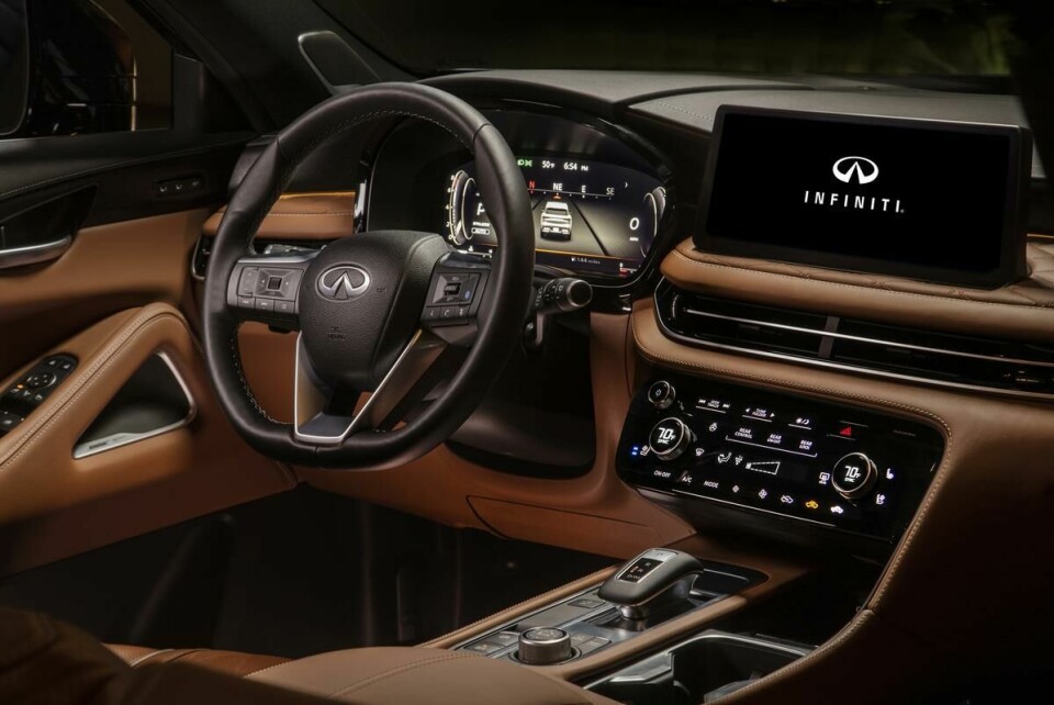 A new wide 12.3-inch touchscreen sits atop the dash Infiniti QX60