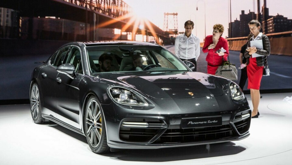 Porsche Panamera Turbo at the 2016 Paris Motor Show Porsche Panamera Turbo 2016 Paris