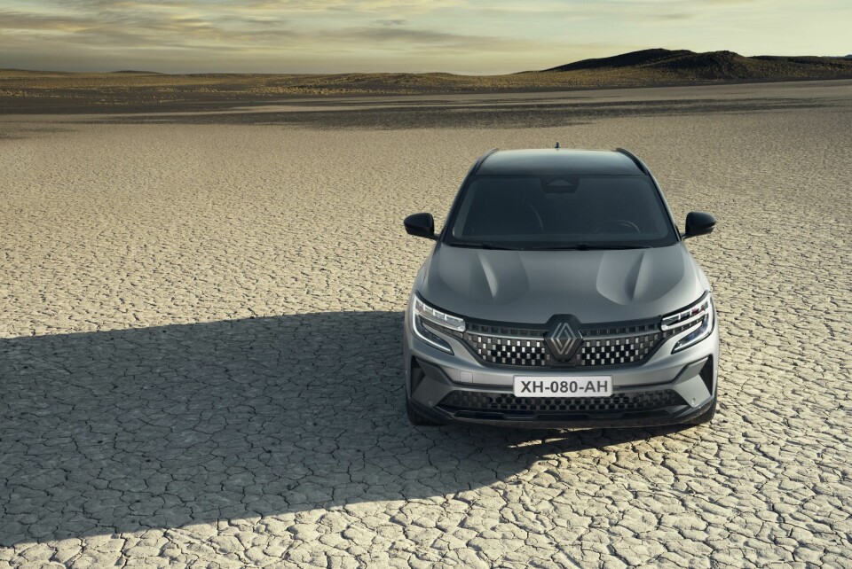 The Austral aims to capture a new customer base for Renault 11-All-new Renault Austral Esprit Alpine