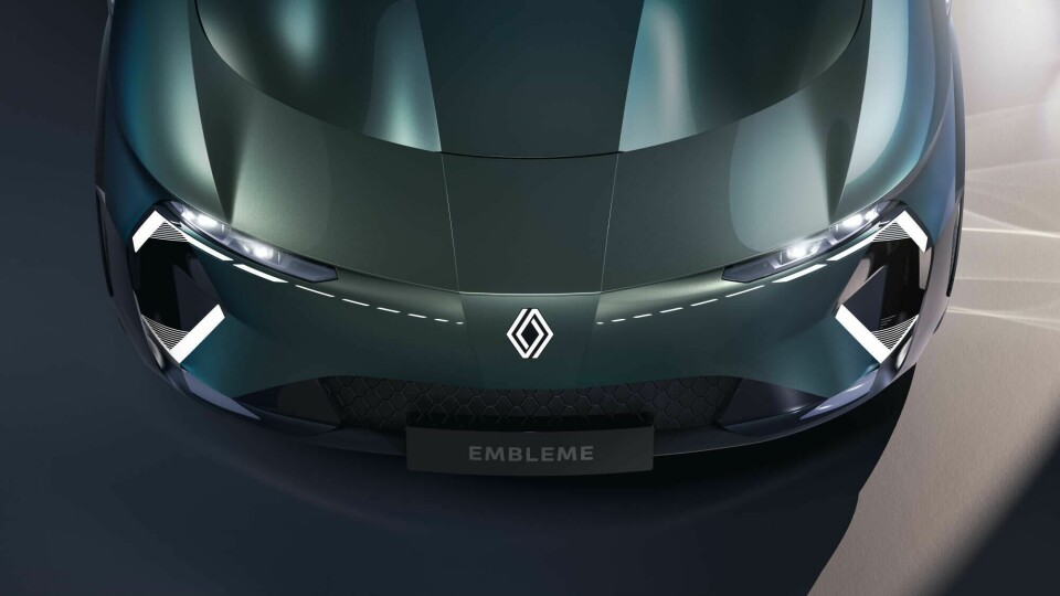 Car design round-up: Paris previews, McLaren’s P1 successor and job news Renault Embleme demo car (5)
