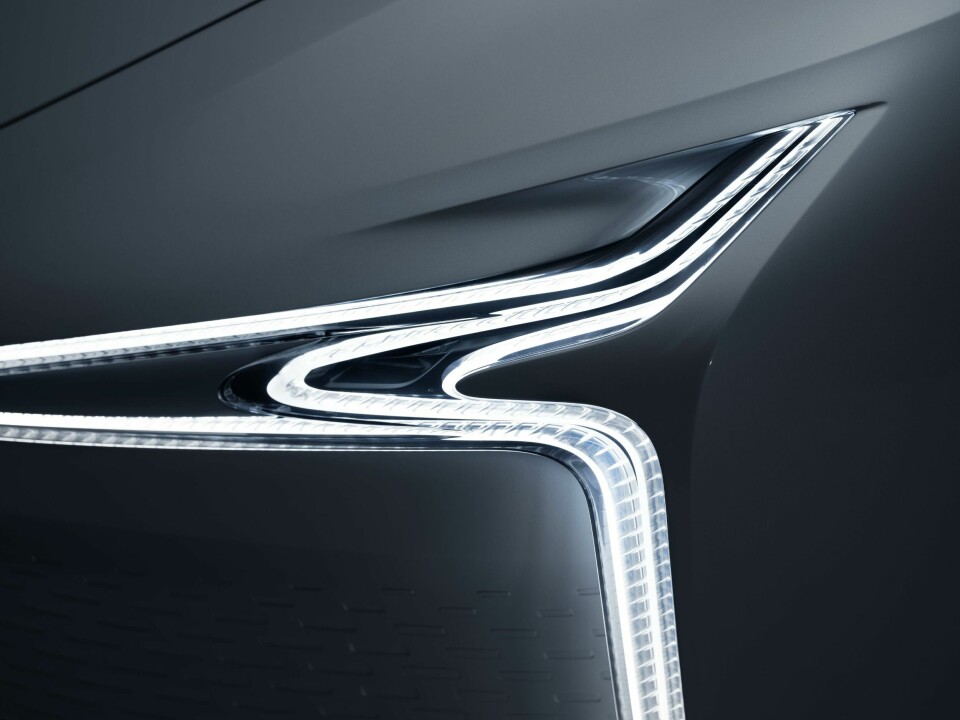 The light signature of the Machina Vision was one of the most challenging parts of the exterior in the end Hopium.Machina.Vision.Exter_9_Light