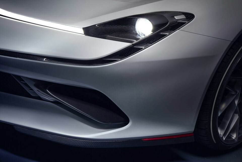 Geneva 2019: Automobili Pininfarina Battista Bianco Sestriere 10.jpg