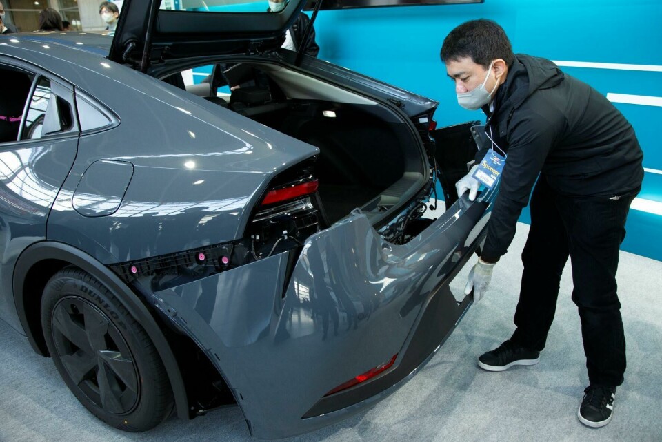 Toyota’s Kinto brand was created to upgrade and repair models over time Toyota Kinto repair demonstration