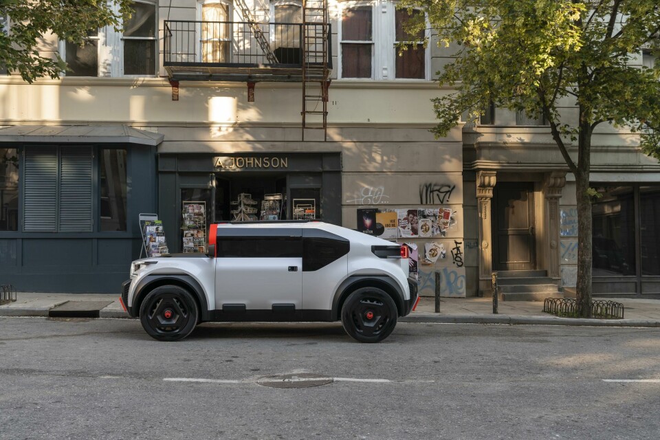 Concepts must do more than inspire – they must lead to action 2022 Citroen Oli - ext side L