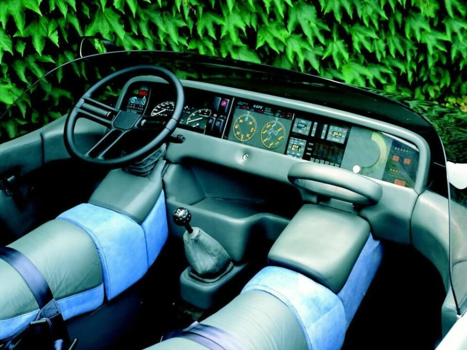 The Machimoto’s interior with its extensive instrument array and reconfigurable wheel The Machimoto Italdesign Volkswagen