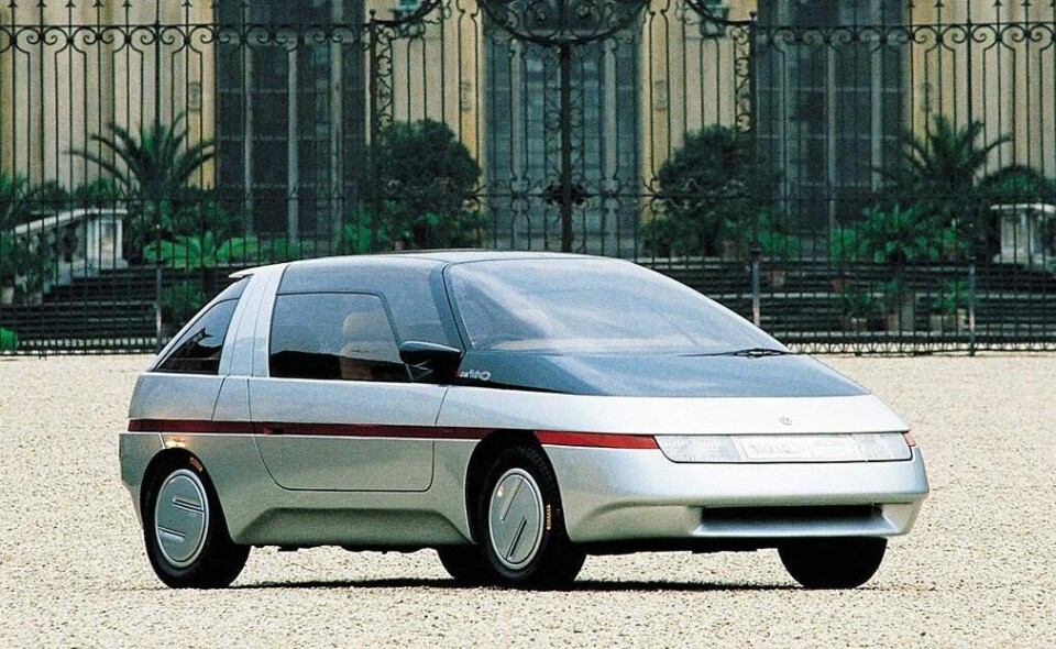 The Orbit – a Golf-based MPV with plenty of glasshouse The Orbit Volkswagen concept car