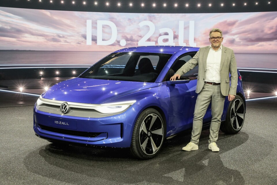 Andreas Mindt, VW head of design, with the ID. 2all concept in Hamburg Andreas Mindt, VW head of design, with ID. 2all concept in Hamburg
