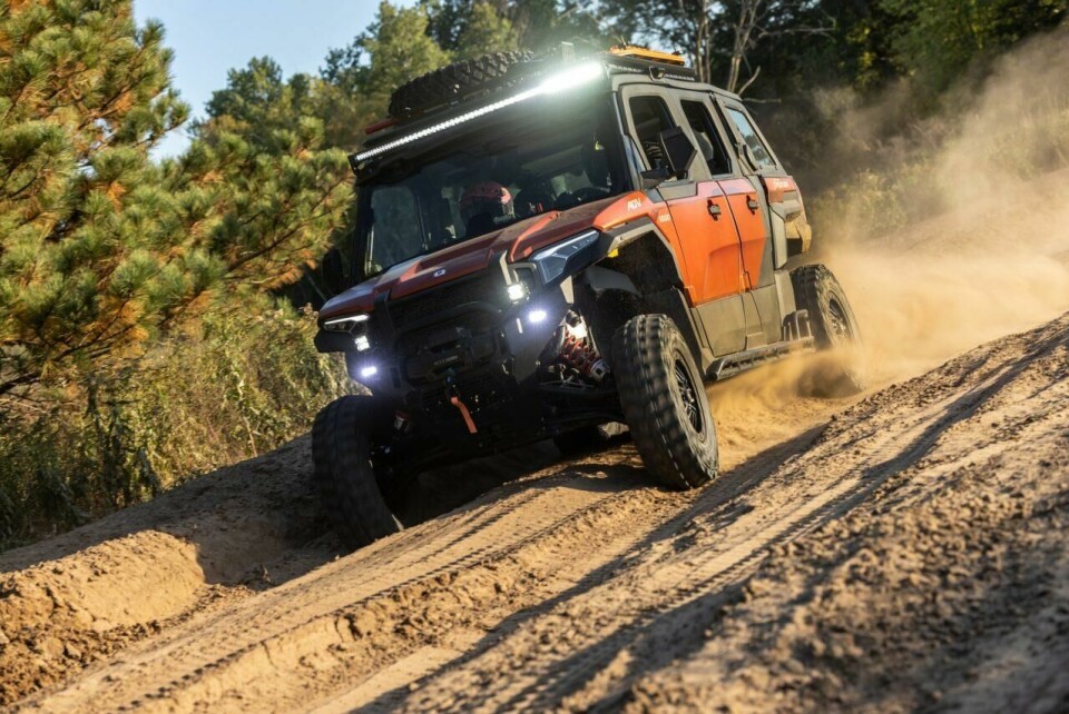 Polaris hires experienced GM designer for off-road division Polaris Xpedition Northstar Orange