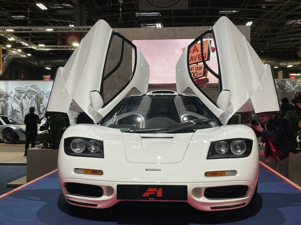 5. 1990s McLaren F1 at Retromobile 2025 5. 1990s McLaren F1 - ext front-on (doors up) - Retromobile 2025