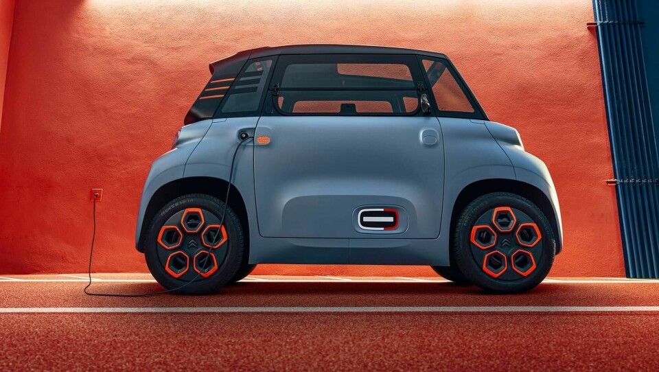 Are ’quadri-mobiles' the future of small cars? Citroen Ami CL 20.006.001 9