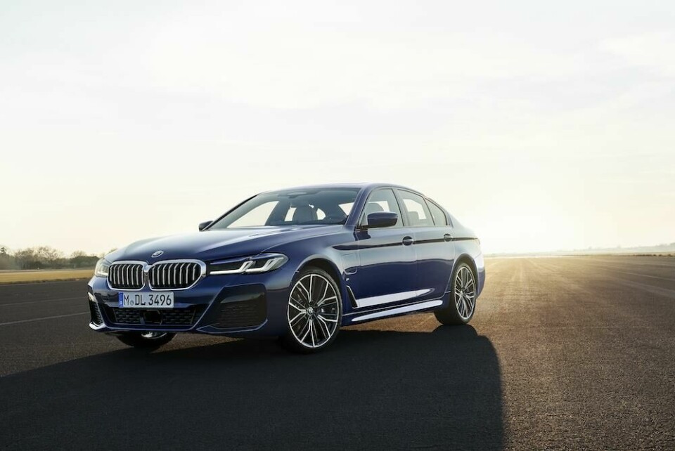 BMW 5 Series front end BMW 5 Series