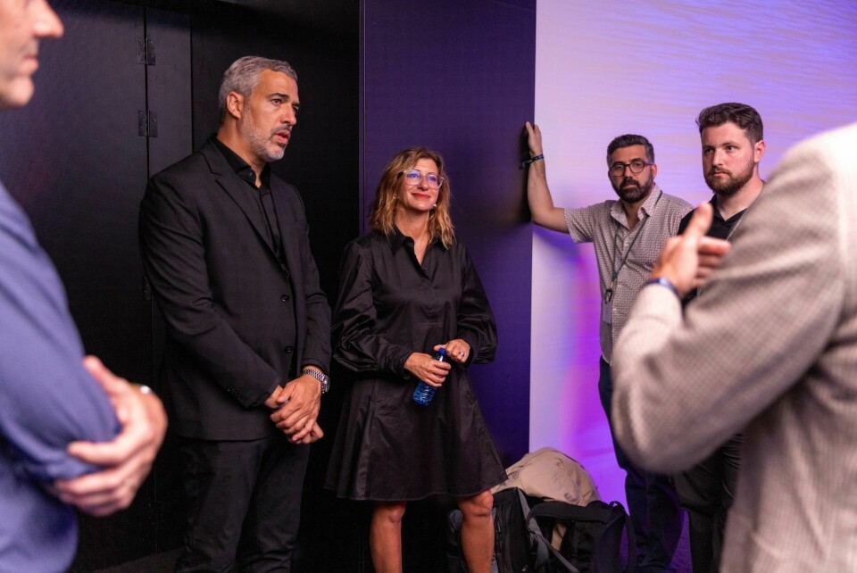 Francesca Sangalli (middle) with head of design Jorge Diez to the left World Premier Terramar_03_09_88 USE