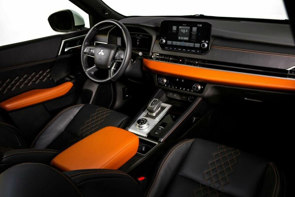Hexagonal shapes and a locked-in feel characterise the Outlander interior Mitsubishi Outlander 2022