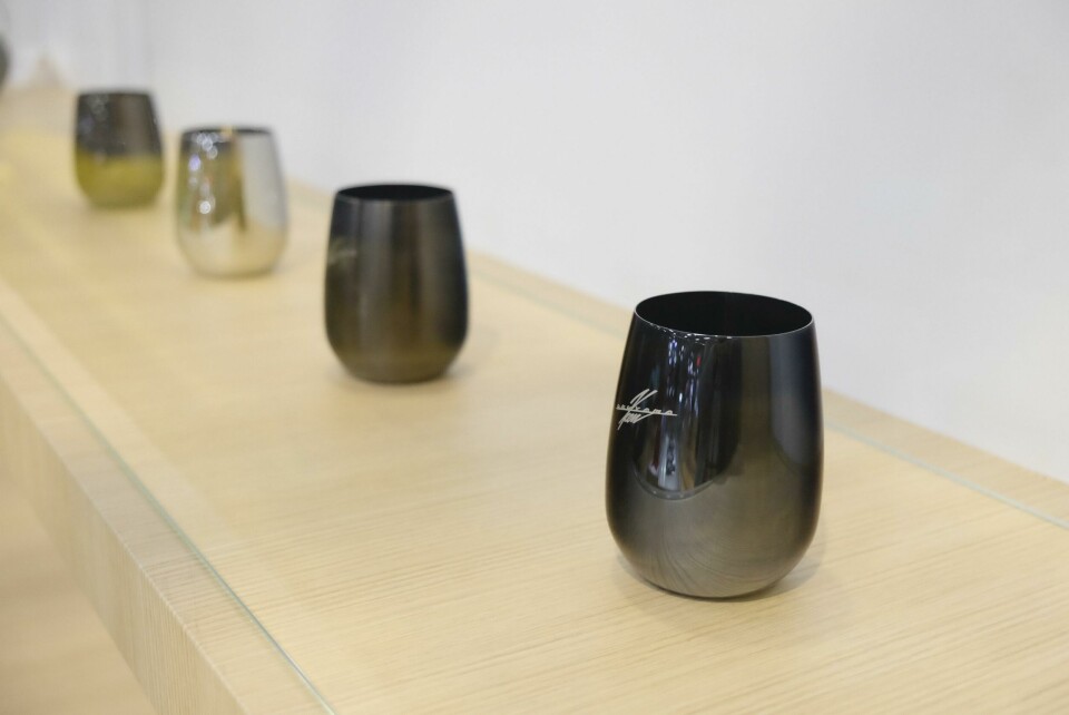 Ken Okuyama on the Aiways U7 Ion Aiways Stand_Okuyama Design Products-11