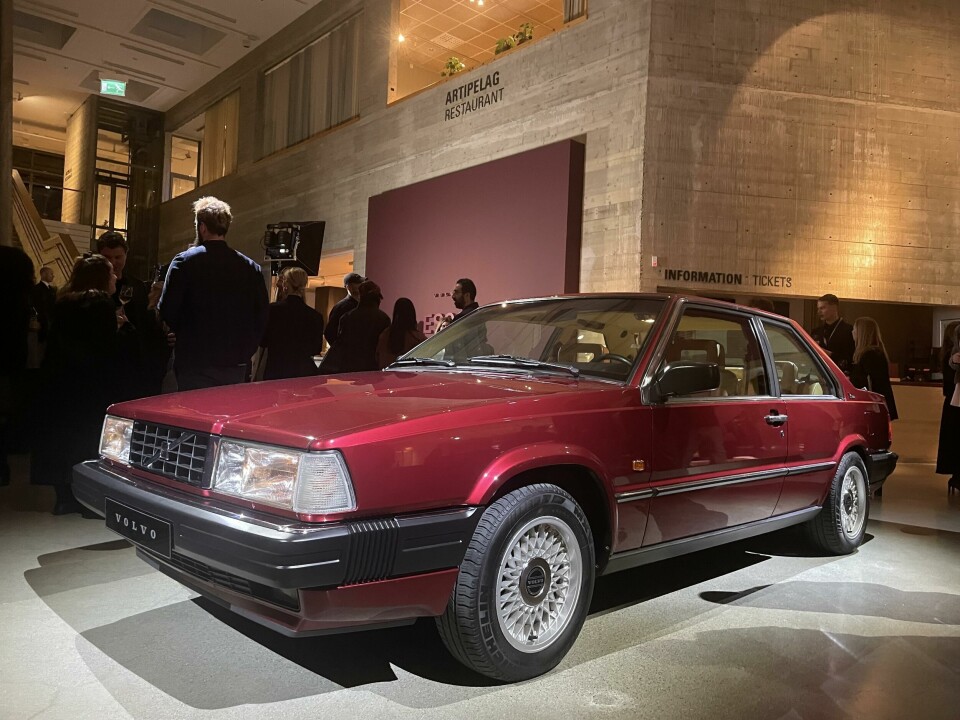 Volvo 780 Coupé by Bertone Volvo (780) Coupé by Bertone - ext F3Q L