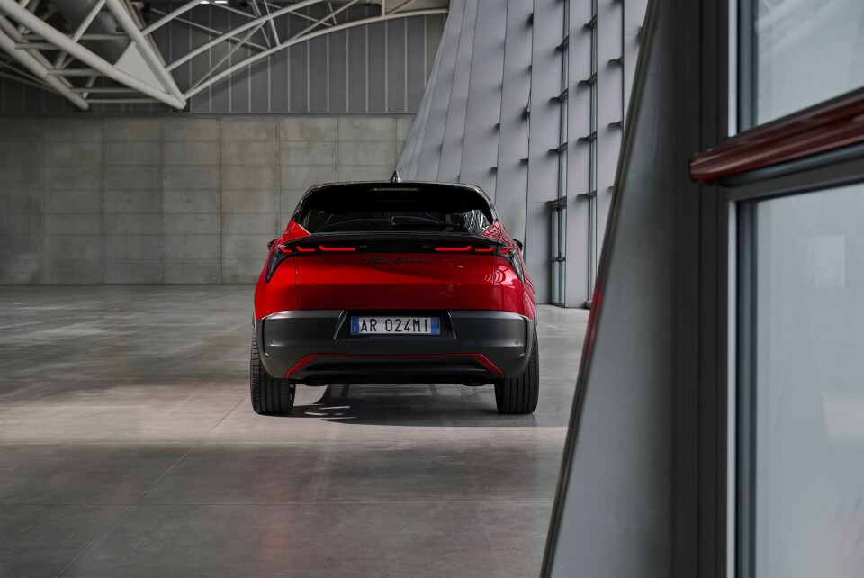 Car design round-up: space age, Italiana and Mazda goes big EXTERIORS (2)