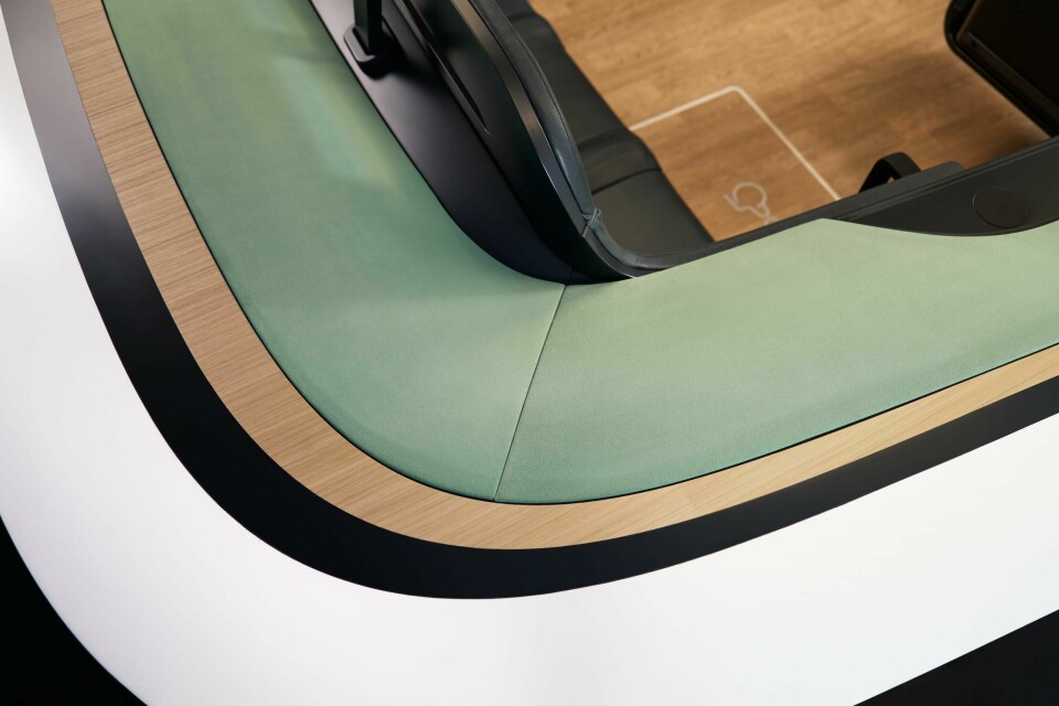 Ultrasuede continues push for plant-based suede with award-winning autonomous shuttle concept 240826_Toray_APURE_16224503