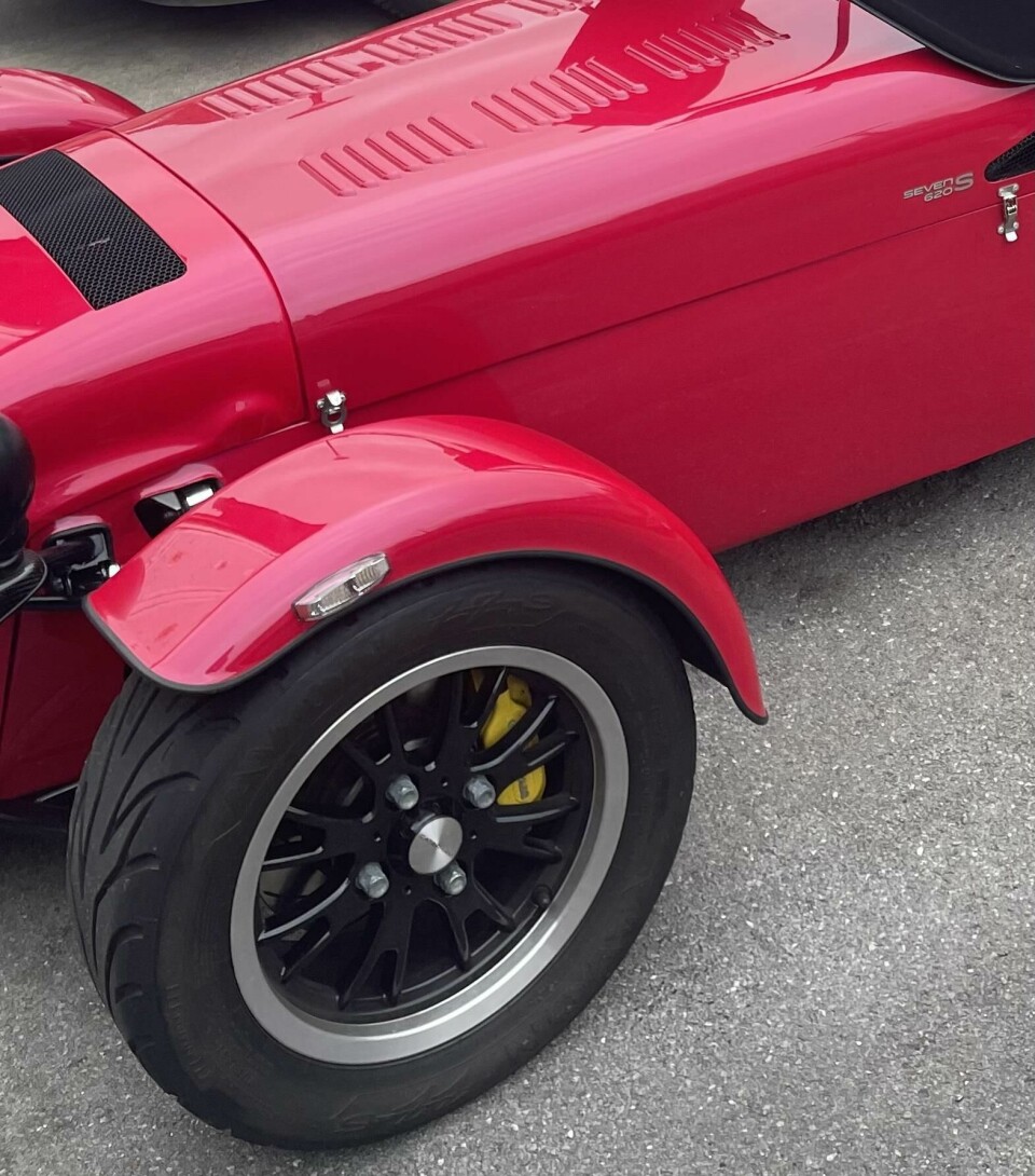 Caterham 620S – the red appears pink in the sun Caterham 620S wheel arch detail