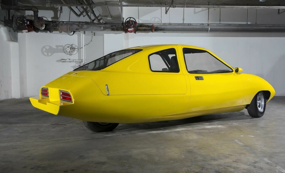 Another view of the streamlined body. The Dale looks better from the rear than the front, but still needed the confident hand of a more experienced designer. The tail lights are borrowed from a Pontiac Firebird The Dale Concept Car