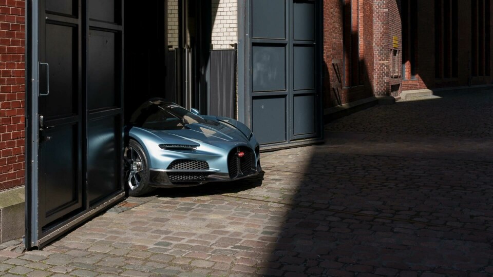 Car Design round-up: Bugatti, Corvette and Toyota bugatti design studio new (1)