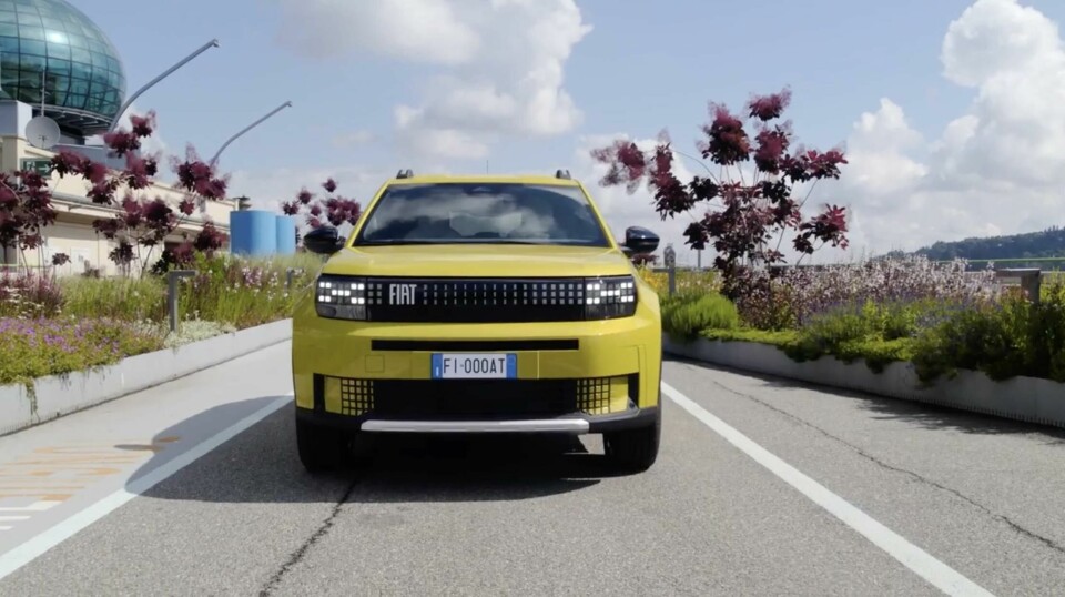 Q&A: Francois Leboine on the new Fiat Panda family 4. 2024 Fiat Grande Panda (production) - ext front-on (outside)