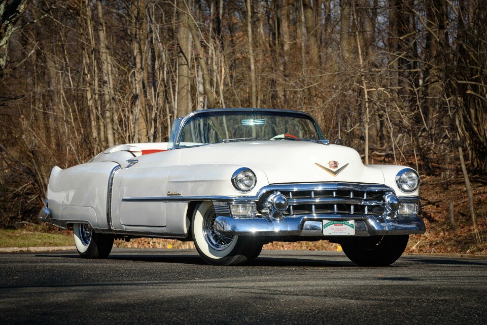 Advances in glass manufacture allowed for wraparound and double-curvature windscreens in the 1950s. Here, a 1953 Cadillac Eldorado 53 Eldorado