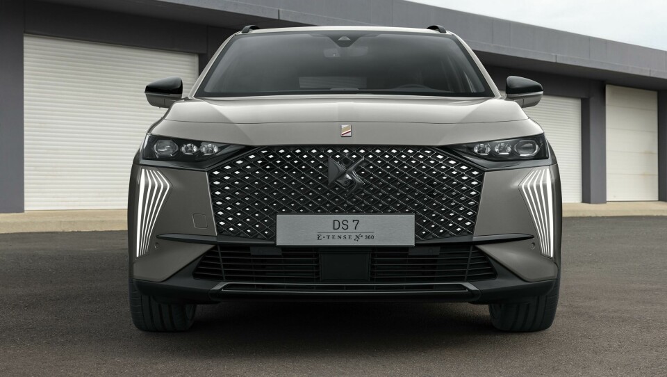 New DS 7 design – “the art of travel, French-style” DS 7