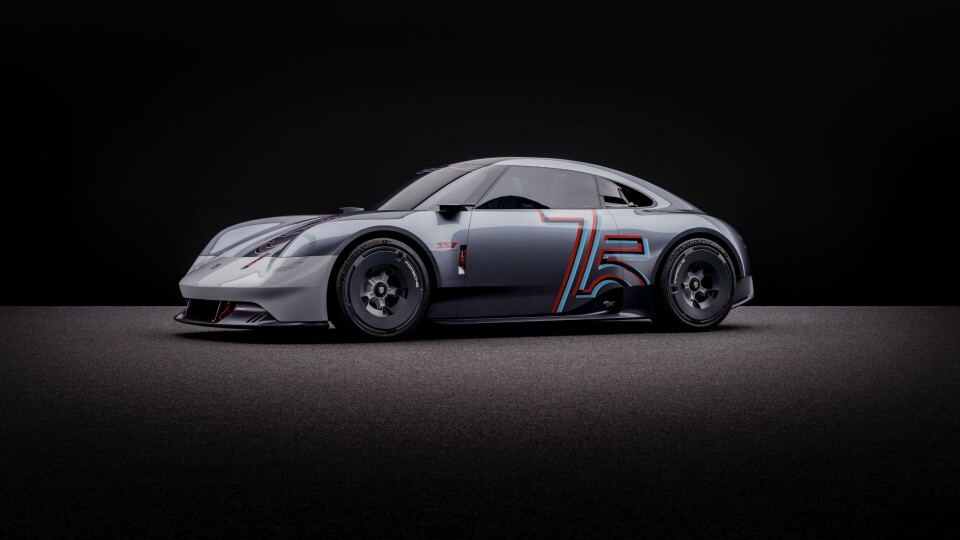 Porsche unveils the vision 357 concept in Berlin; Michael Mauer gives us the inside scoop Porsche Vision 357 concept 847_ret_hires